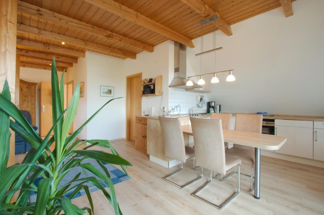 Zwei Ferienwohnungen Ankerpatz 70 Qm Mit Loggia & Puppenstube 50 Qm Mit Gartenterrasse In Hagenburg Naehe Steinhuder Meer Екстериор снимка