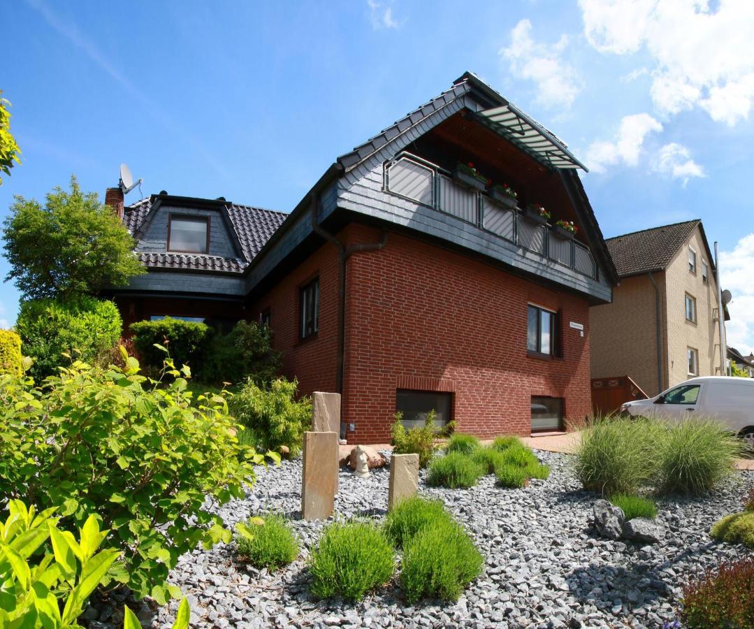 Zwei Ferienwohnungen Ankerpatz 70 Qm Mit Loggia & Puppenstube 50 Qm Mit Gartenterrasse In Hagenburg Naehe Steinhuder Meer Екстериор снимка
