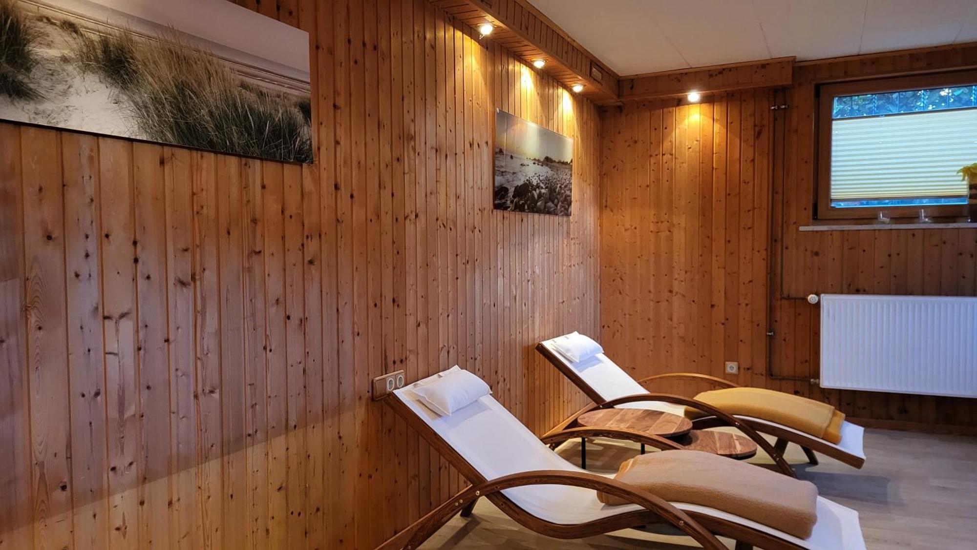 Zwei Ferienwohnungen Ankerpatz 70 Qm Mit Loggia & Puppenstube 50 Qm Mit Gartenterrasse In Hagenburg Naehe Steinhuder Meer Екстериор снимка